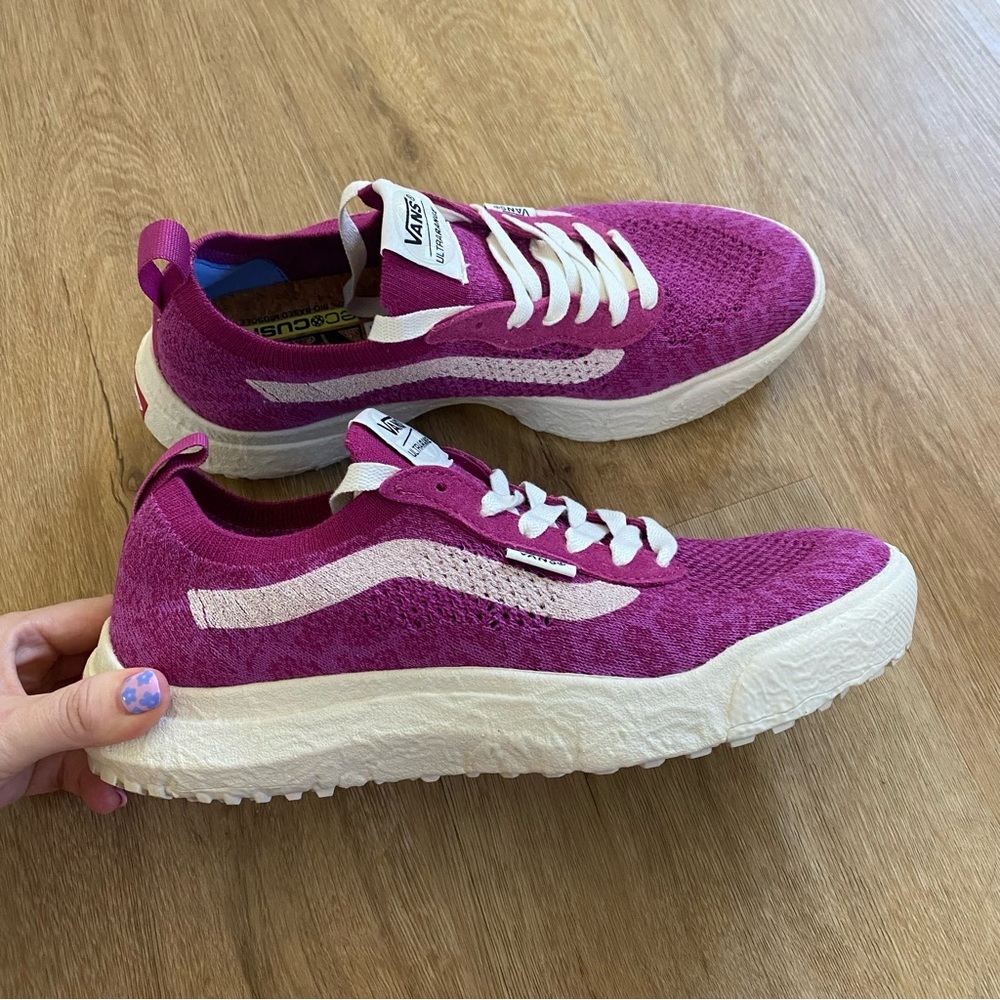 Vans Women's Sneakers in Purple and Cream